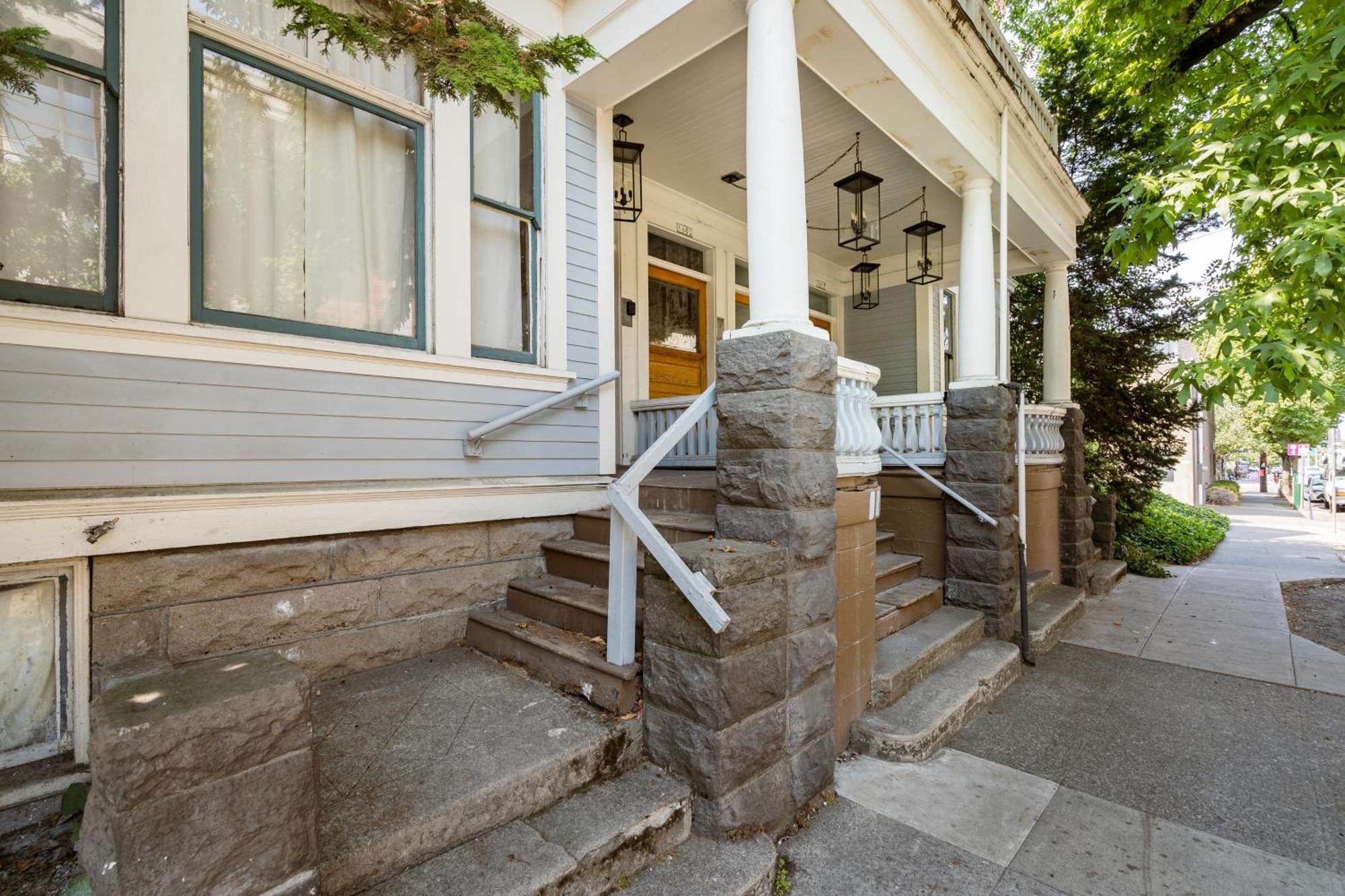 Collection - The Etoile - Nob Architecture & Boutiques * Portland