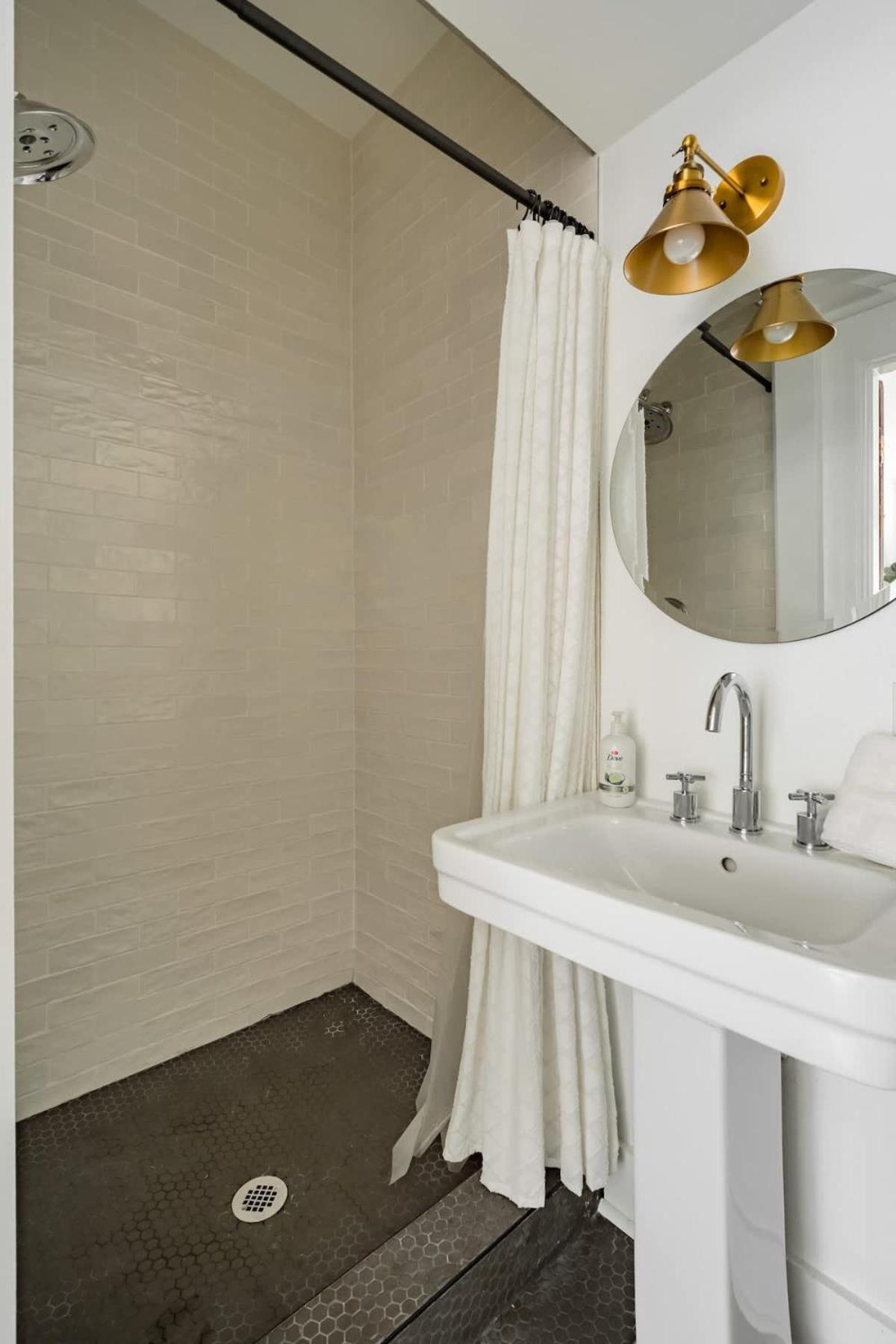 - The Etoile - Nob Architecture & Boutiques Apartment