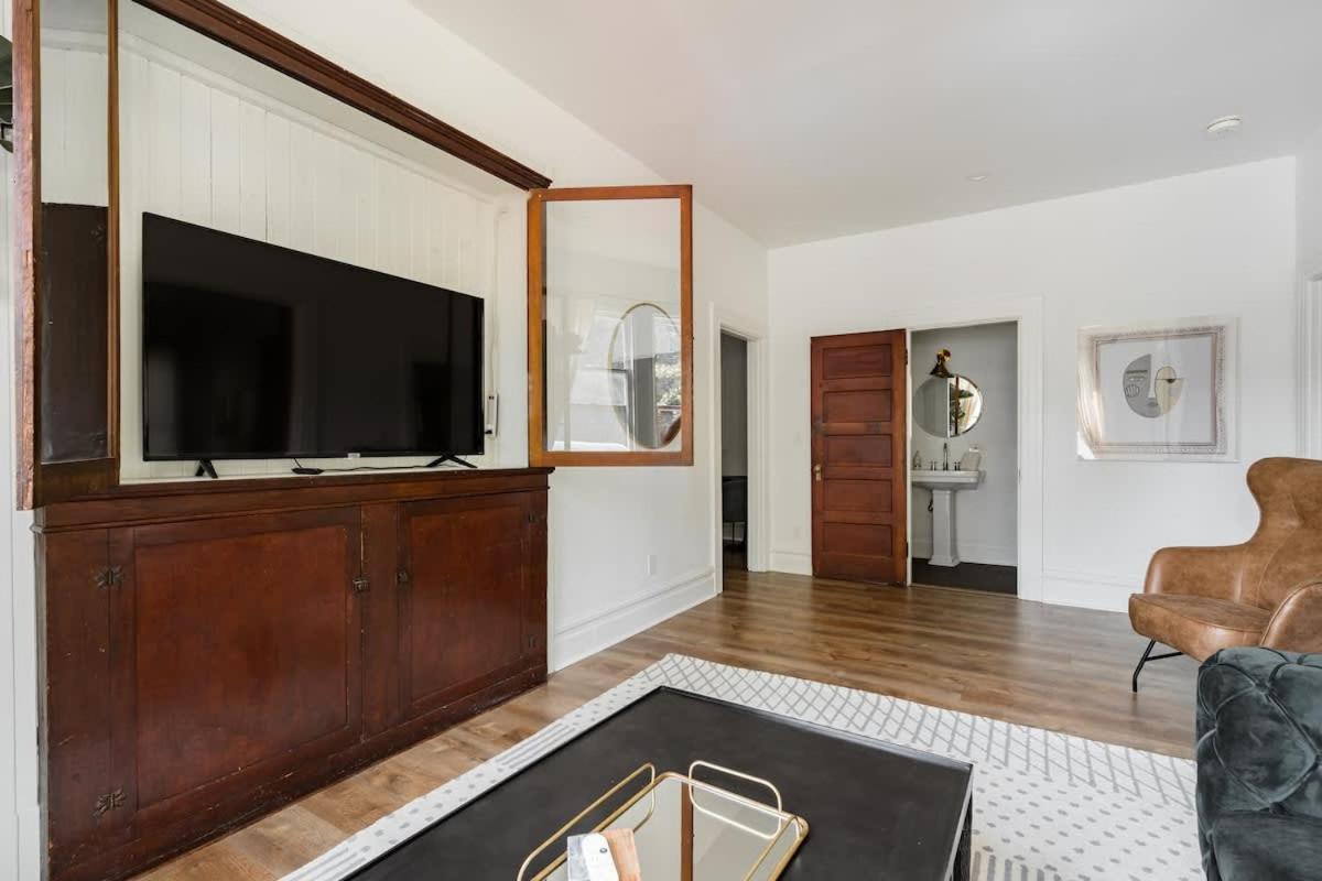 - The Etoile - Nob Architecture & Boutiques Apartment